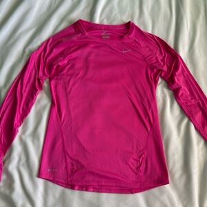 Women’s Nike Dri-Fit Long Sleeve Pink Shirt New without Tags
